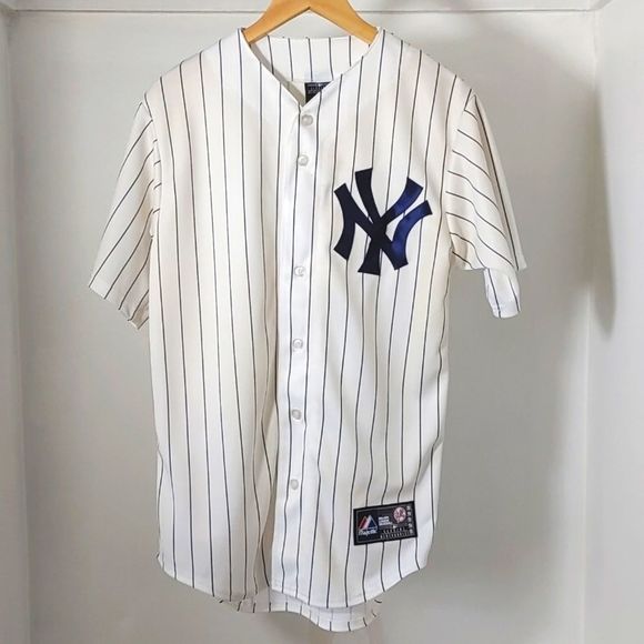 Majestic Other - New York Yankees un crested
